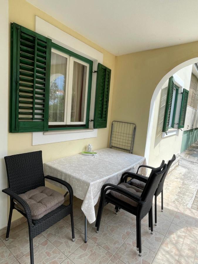 Apartments Antonija Punta Skala Next To Falkensteiner Resort Петркане Екстериор снимка