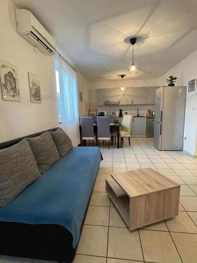 Apartments Antonija Punta Skala Next To Falkensteiner Resort Петркане Екстериор снимка