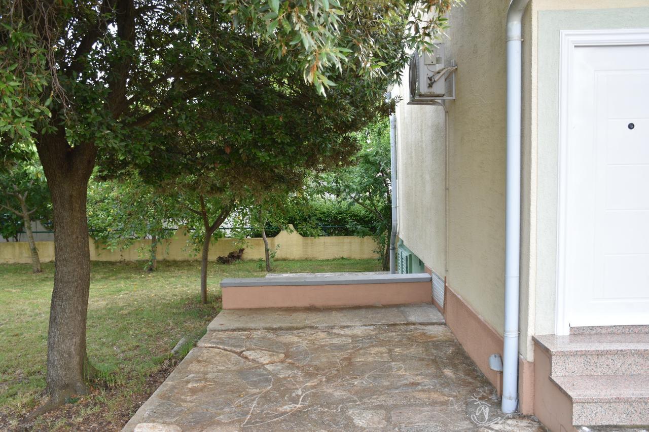 Apartments Antonija Punta Skala Next To Falkensteiner Resort Петркане Екстериор снимка