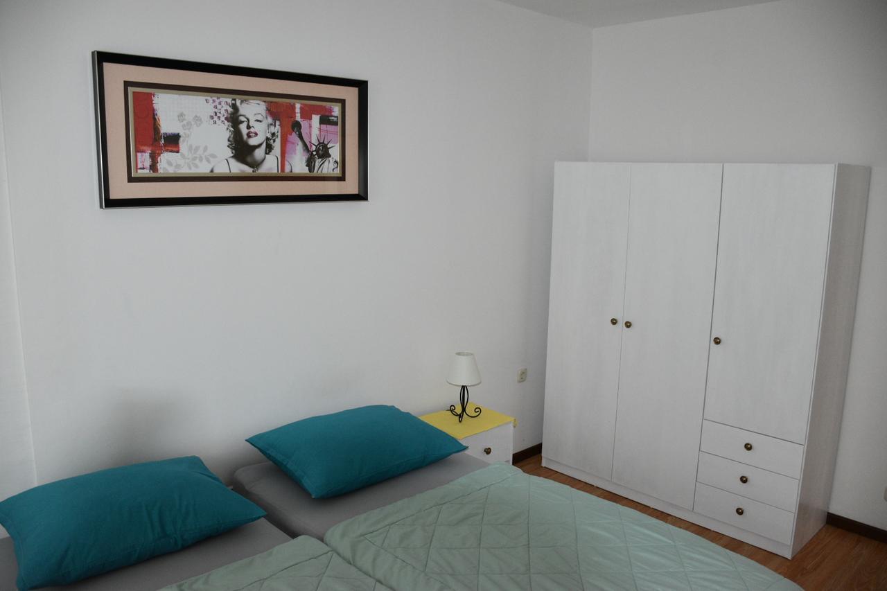 Apartments Antonija Punta Skala Next To Falkensteiner Resort Петркане Екстериор снимка